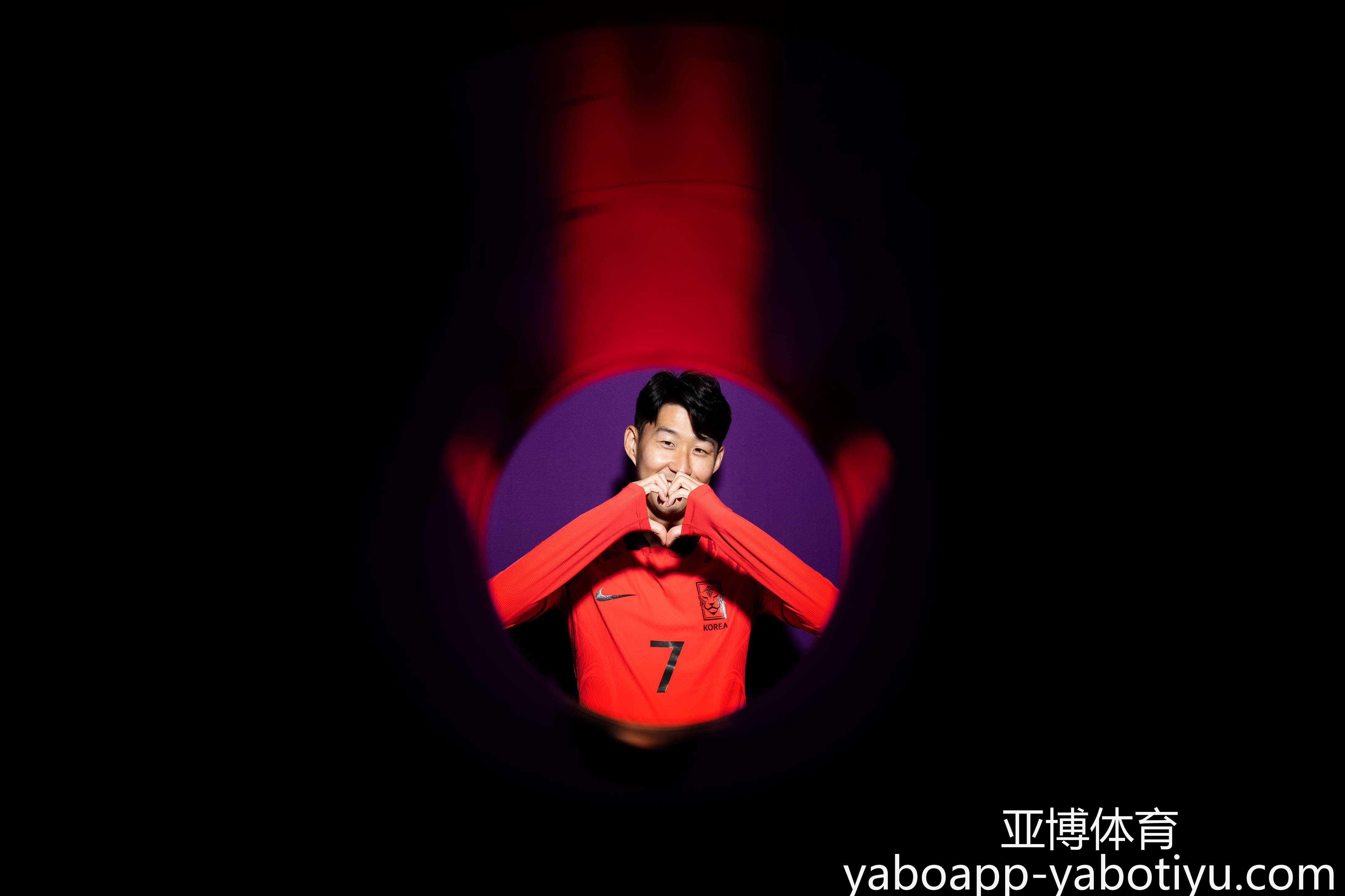 德容队长袖,标被收主帅,怒批其伤后,亚博体育,亚博体育官网,亚博体育app,亚博体育下载